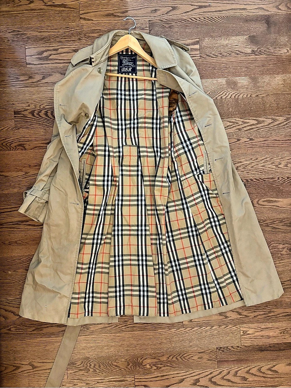 Men’s Burberry Plaid Lined Beige Trench Coat - Picture 2 of 10